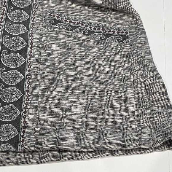 Tigerlily Australia Brand Open Knit Gray Cardigan Paisley Accents Medium Pockets - Picture 6 of 16